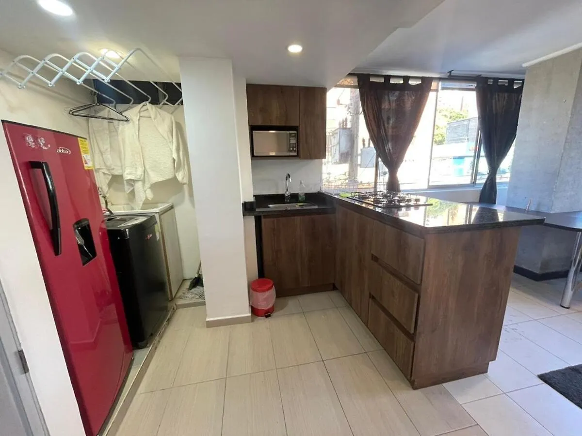 El Poblado Gem -Steps From Lleras Park Apartment Medellin