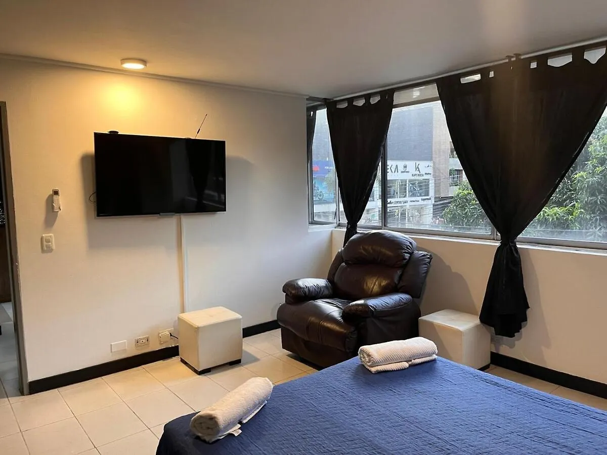 El Poblado Gem -Steps From Lleras Park Apartment Medellin Colombia